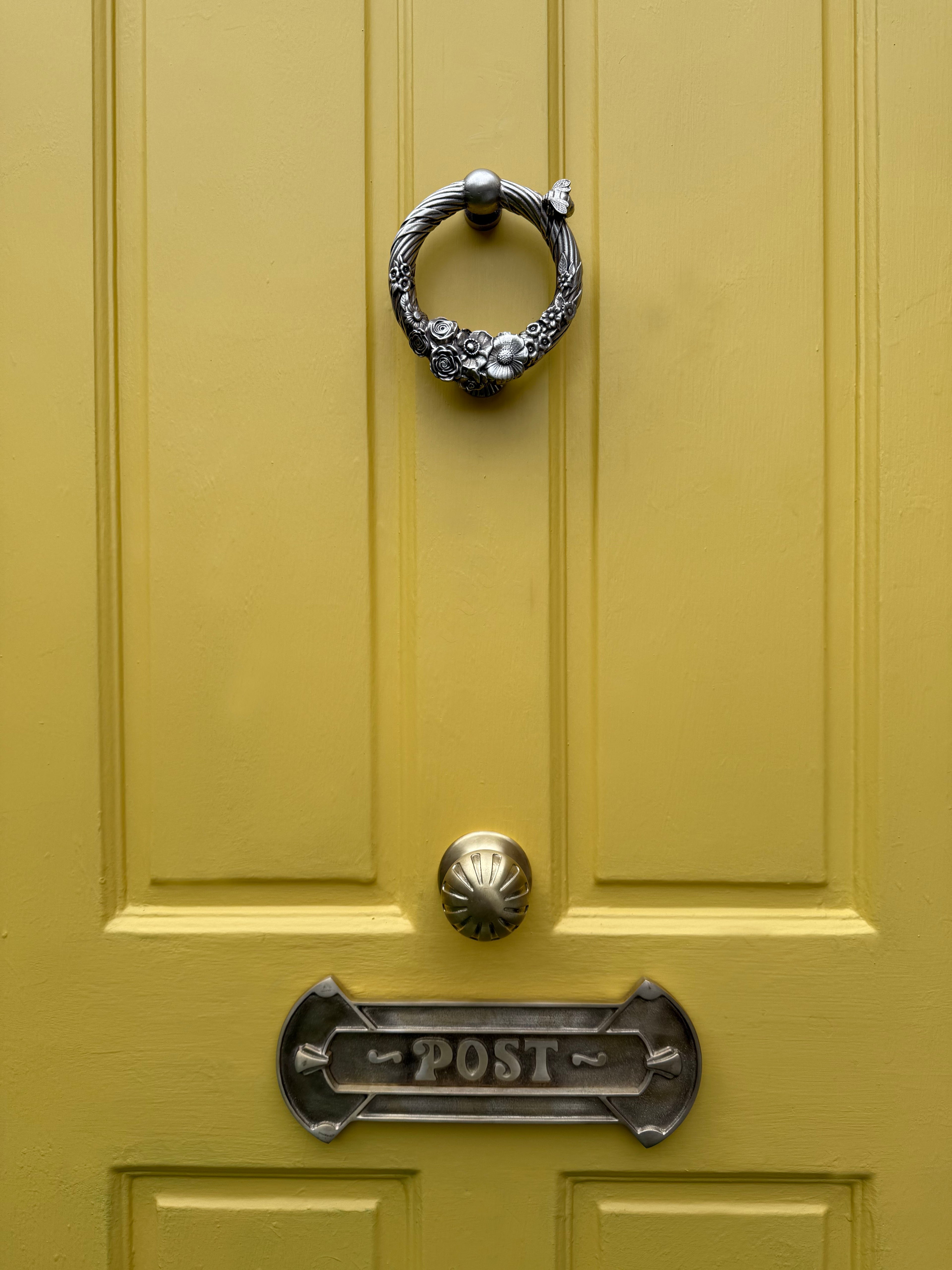 Bee Door Knocker