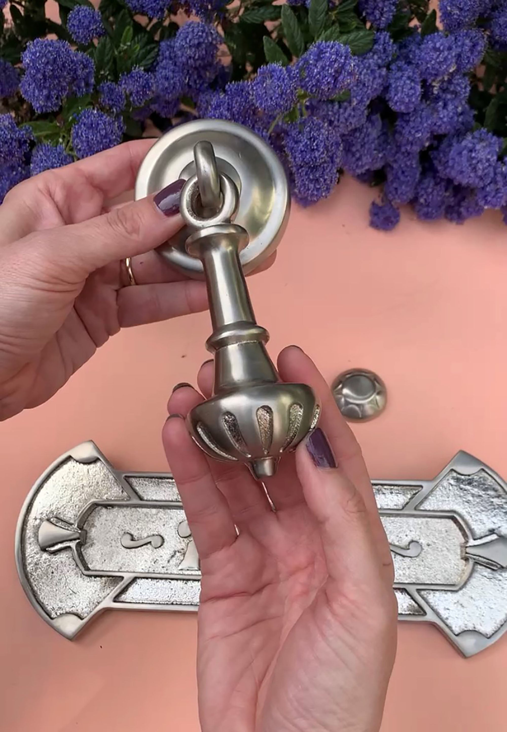 Scallop Drop Door Knocker
