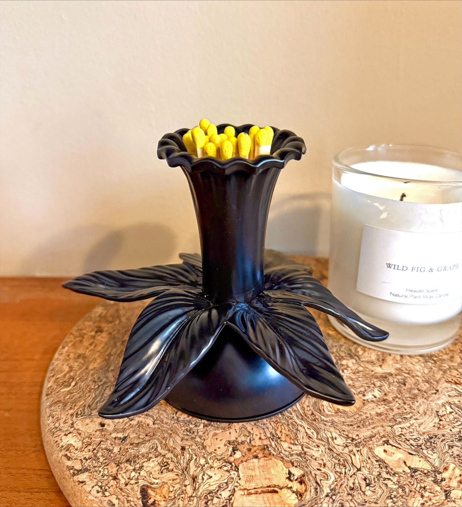 Daffodil Match Striker