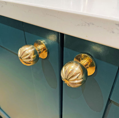 unique kitchen cabinet knob and pull brass