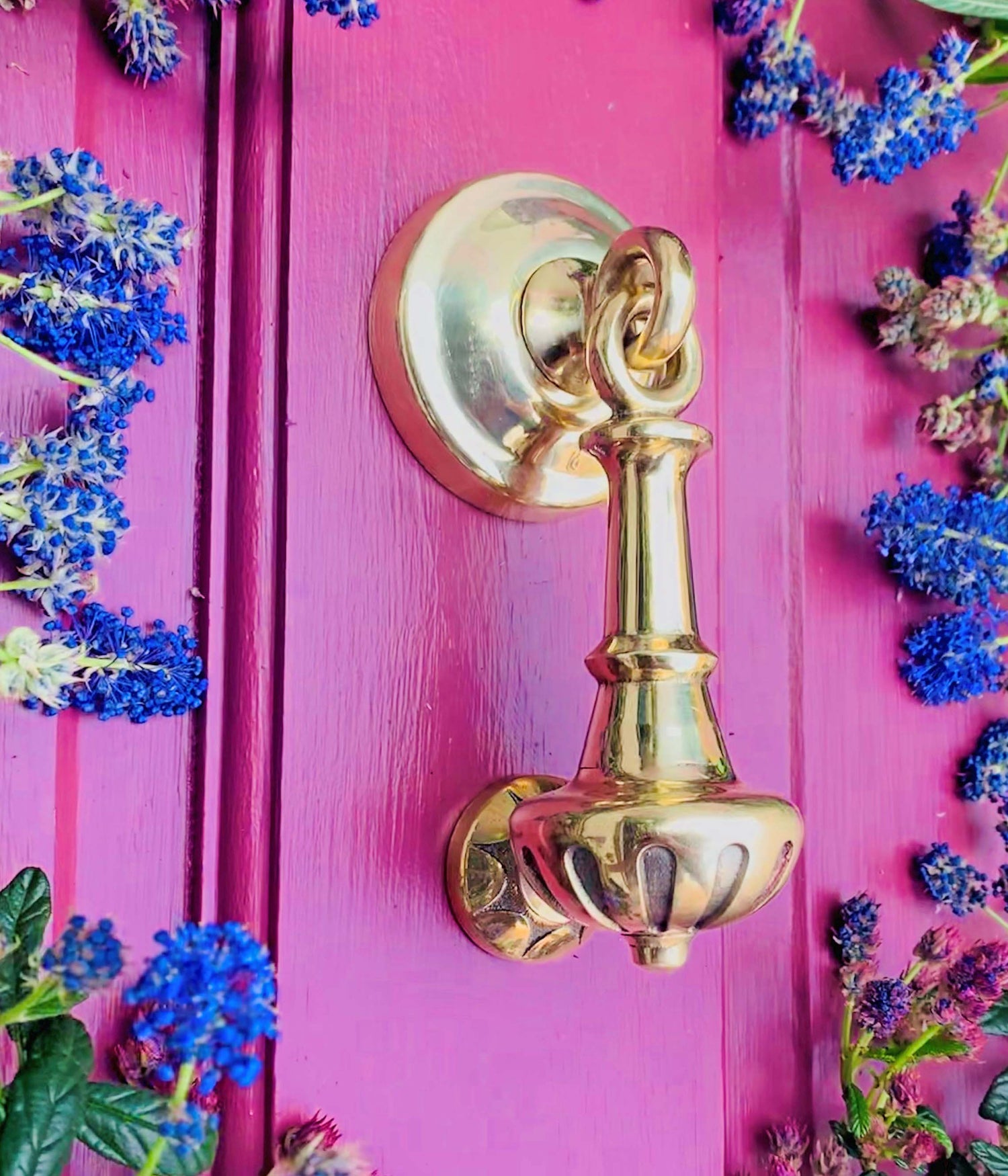 Unique and tactile door knocker inspired by Moroccan architecture 